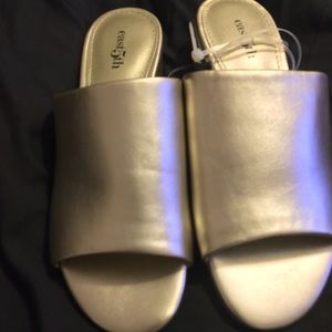 Women’s summer shoes